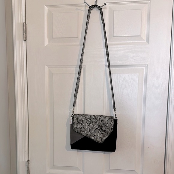 White House Black Market Handbags - White House Black Market Black and Gray Crossbody Bags